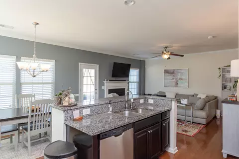 330 Bellerive Dr, Duncan, SC 29334 photo 10