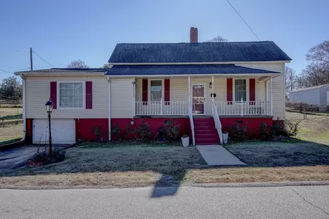14 Haynes St, Piedmont, SC 29673