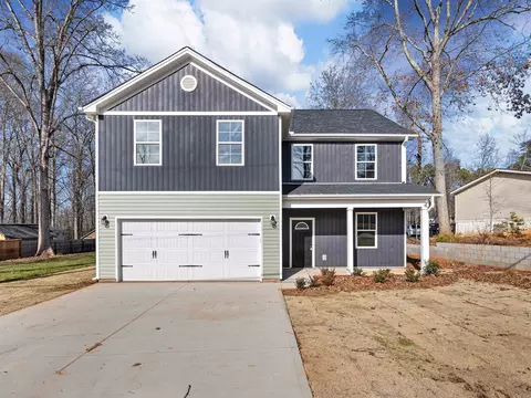 62 Cambridge Dr, Greenville, SC 29605