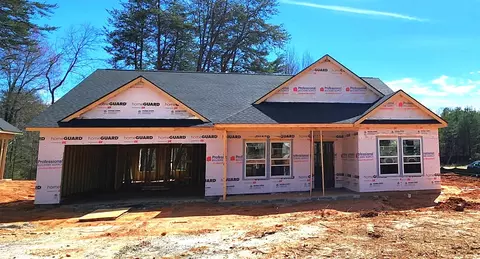 302 Limbwood Ct, Boiling Springs, SC 29316