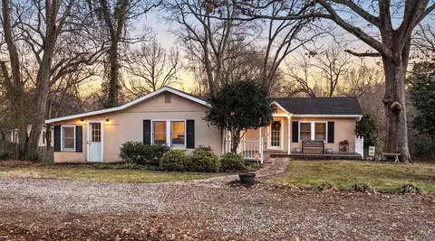 118 Lakeview Dr, Greenville, SC 29617
