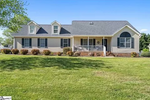 265 Breckenridge Dr, Inman, SC 29349