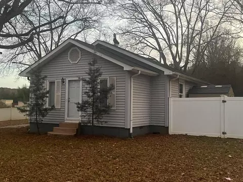 631 Gentry Memorial Hwy, Easley, SC 29640