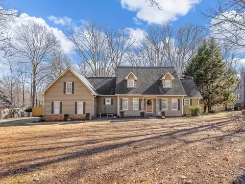 103 Lakewinds Ct, Inman, SC 29349