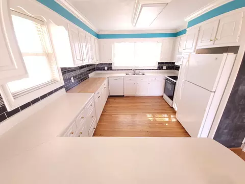 597 E Main St, Duncan, SC 29334 photo 4