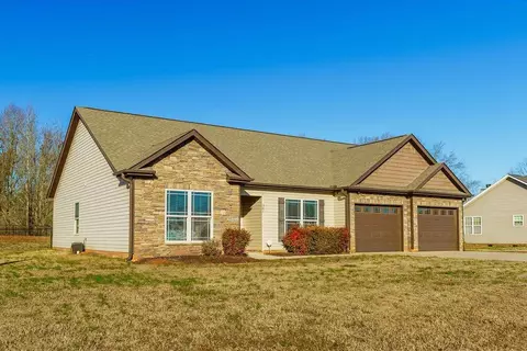381 Saddlers Run, Chesnee, SC 29323