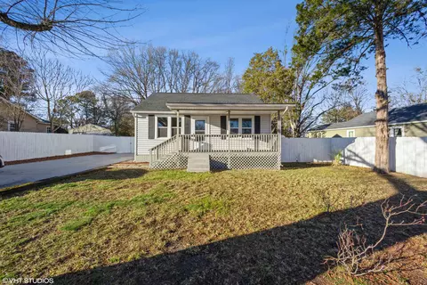 105 Willis Rd, Fountain Inn, SC 29644