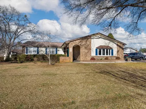 222 Rosecrest Rd, Spartanburg, SC 29303