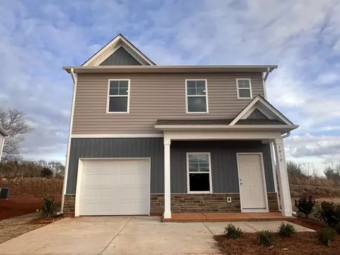 2010 Silverwalk Ct, Duncan, SC 29334