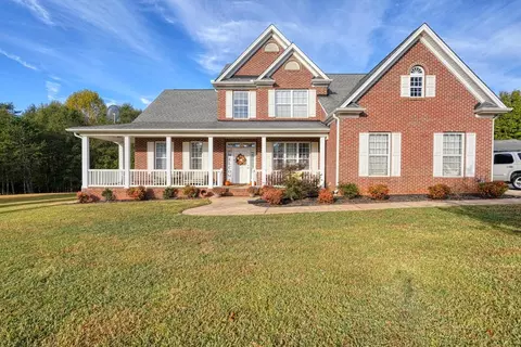 635 Wooden Bridge Rd, Chesnee, SC 29323