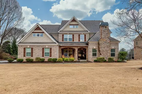 204 Tuxedo Ln, Greer, SC 29651
