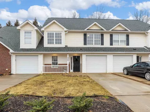 335 Still Water Cir, Boiling Springs, SC 29316