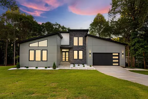 170 Howell Cir, Greenville, SC 29615
