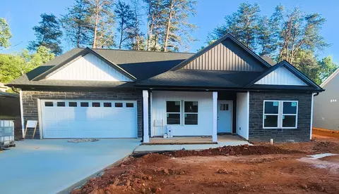 306 Limbwood Ct, Boiling Springs, SC 29316