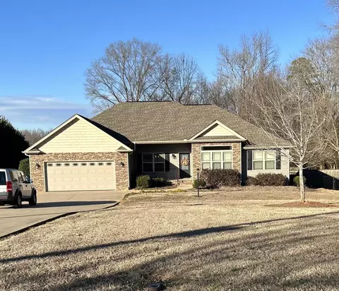 601 Lightwood Knot Rd, Woodruff, SC 29388