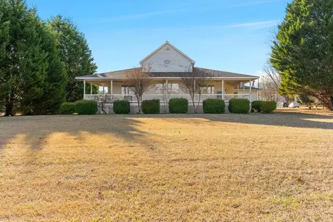 2566 Highway 56, Pauline, SC 29374