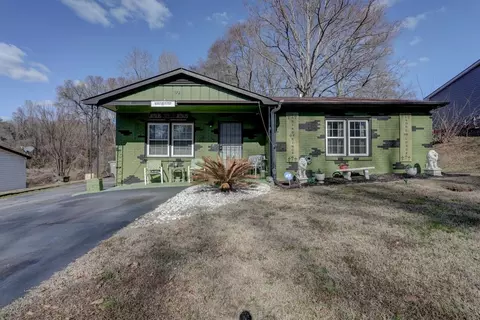 372 Vanderbilt Rd, Spartanburg, SC 29301