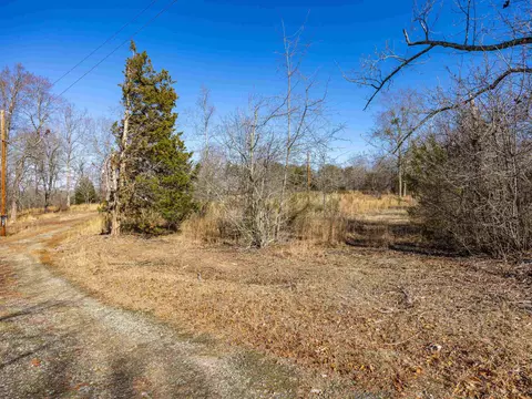 620 Ferree Rd, Campobello, SC 29322