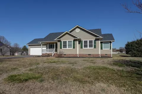 3071 Old Furnace Rd, Boiling Springs, SC 29316