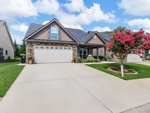 407 Pierview Way, Boiling Springs, SC 29316