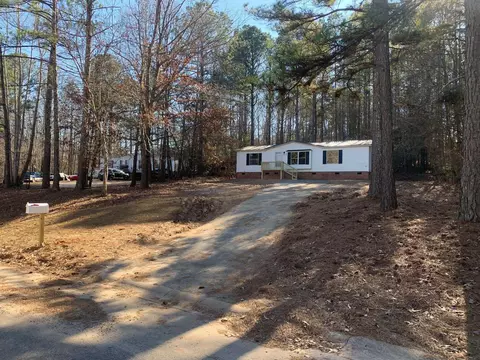 584 Eagle Nest Rd, Spartanburg, SC 29302
