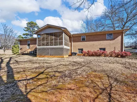 Exterior - 232 Overhill Dr, Duncan, SC 29334 photo 9 of 10