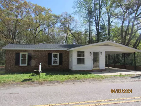 509 S Church Ave, Landrum, SC 29356