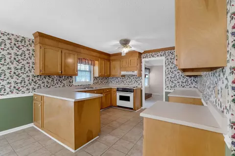 102 Fairview Pl, Greer, SC 29650 photo 9