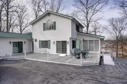 132 S Ruth Walker Rd, Waterloo, SC 29384