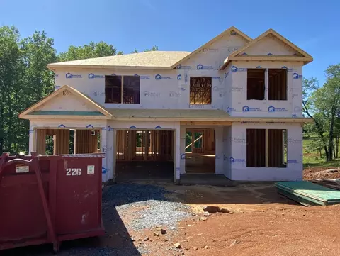 124 Frontier Ln, Travelers Rest, SC 29690