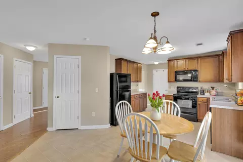 400 Chartwell Dr, Greer, SC 29650 photo 6