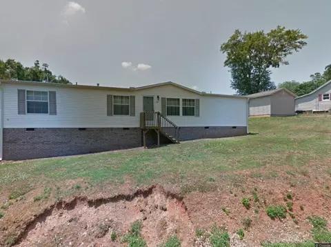 134 Santee St, Cowpens, SC 29330