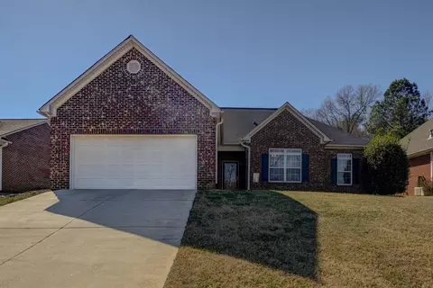390 Sandpiper Dr, Boiling Springs, SC 29316