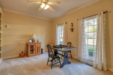 Dining - 200 W Killarney Lk, Moore, SC 29369 photo 1 of 3