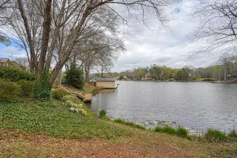 View/Area - 200 W Killarney Lk, Moore, SC 29369 photo 5 of 7