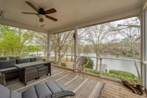 Exterior - 200 W Killarney Lk, Moore, SC 29369 photo 3 of 16