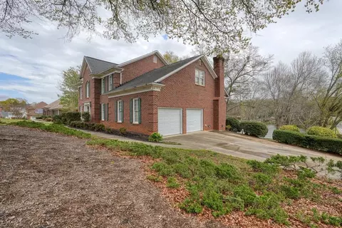 Exterior - 200 W Killarney Lk, Moore, SC 29369 photo 12 of 16