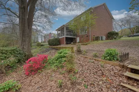 Exterior - 200 W Killarney Lk, Moore, SC 29369 photo 6 of 16