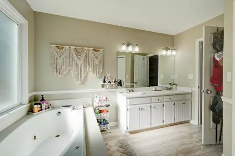 219 SW Fieldsedge Dr, Moore, SC 29369 photo 17