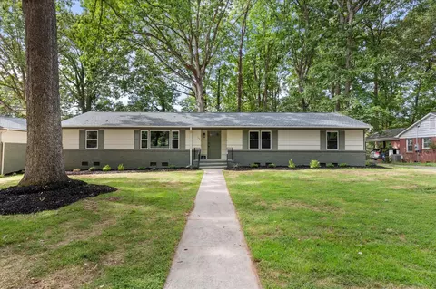 142 Hillbrook Dr, Spartanburg, SC 29307