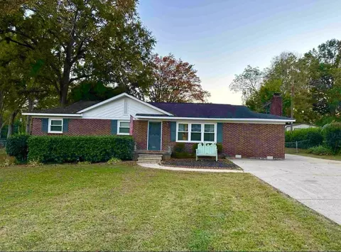 204 Sherwood Dr, Gaffney, SC 29340