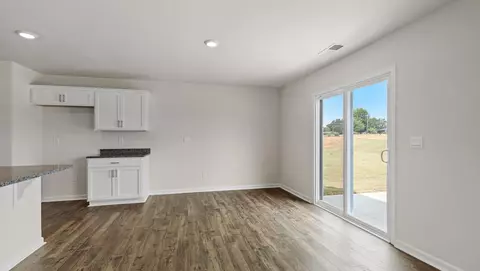 1233 Golf Dr, Roebuck, SC 29376 photo 15