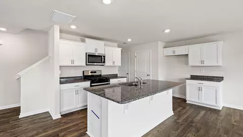 1233 Golf Dr, Roebuck, SC 29376 photo 4