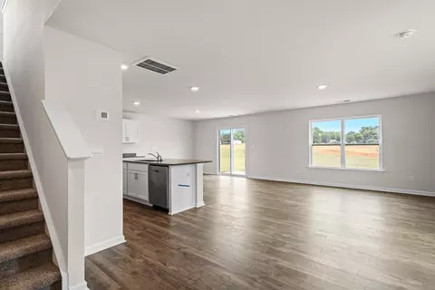 1233 Golf Dr, Roebuck, SC 29376 photo 22