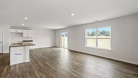 1233 Golf Dr, Roebuck, SC 29376 photo 9