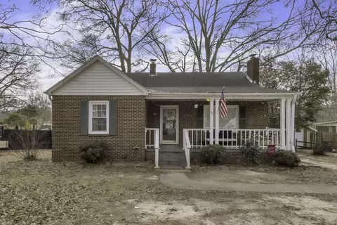 11 Westbrook Dr, Greenville, SC 29605