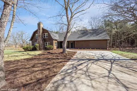 398 Parsons Rd, Fountain Inn, SC 29644