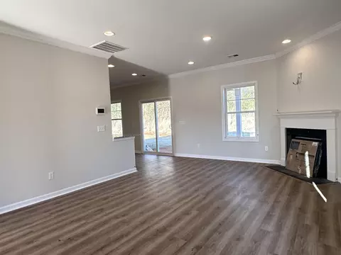 2018 Silverwalk Ct, Duncan, SC 29334 photo 4