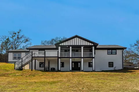 105 Clary Dr, Spartanburg, SC 29303