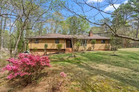 1044 Oak Creek Dr, Spartanburg, SC 29302